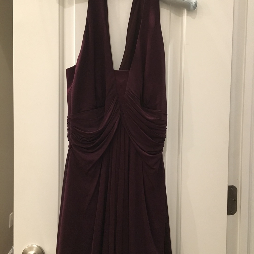 Karen Millen Softly drapes lightweight halter neck - Picture 3 of 8